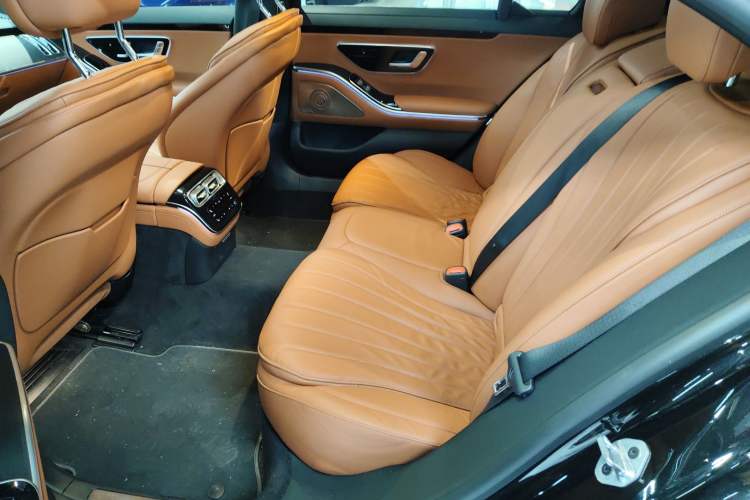 Used Mercedes-Benz S-Class 2021 S 400 L Business Model Left Rear Seat