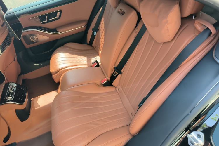 Used Mercedes-Benz S-Class 2021 S 450 L 4MATIC Left Rear Seat