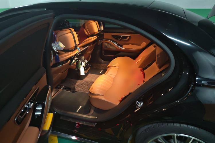 Used Mercedes-Benz S-Class 2021 S 450 L 4MATIC Left Rear Seat