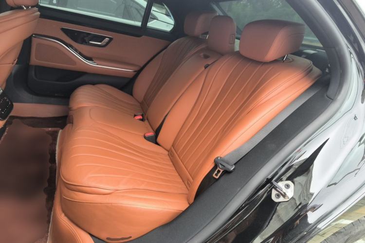 Used Mercedes-Benz S-Class 2021 S 400 L Luxury Model Left Rear Seat