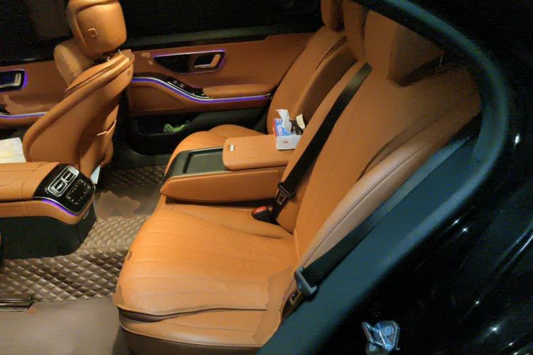 Used Mercedes-Benz S-Class 2021 S 400 L Business Model Left Rear Seat