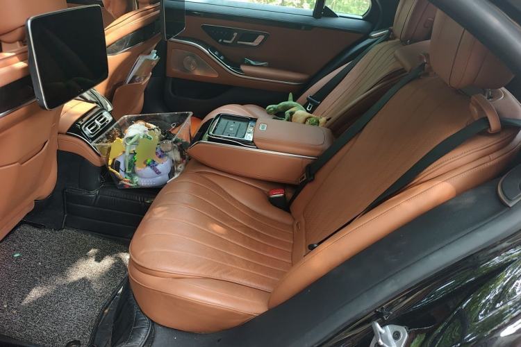 Used Mercedes-Benz S-Class 2021 S 450 L 4MATIC Left Rear Seat