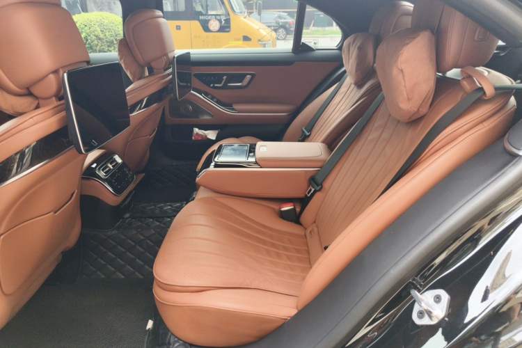 Used Mercedes-Benz S-Class 2021 S 450 L 4MATIC Left Rear Seat