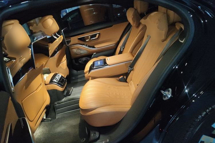 Used Mercedes-Benz S-Class 2021 S 400 L Luxury Model Left Rear Seat