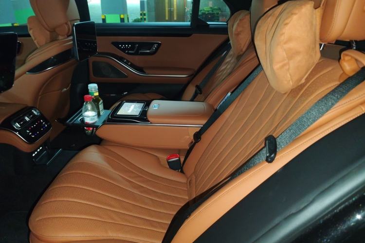 Used Mercedes-Benz S-Class 2021 S 450 L 4MATIC Left Rear Seat