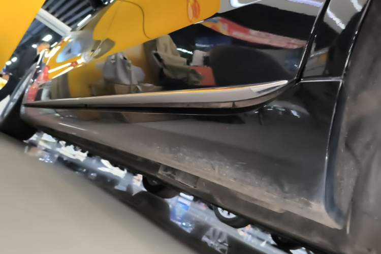 Used Mercedes-Benz S-Class 2021 S 400 L Business Model Left Side Sill