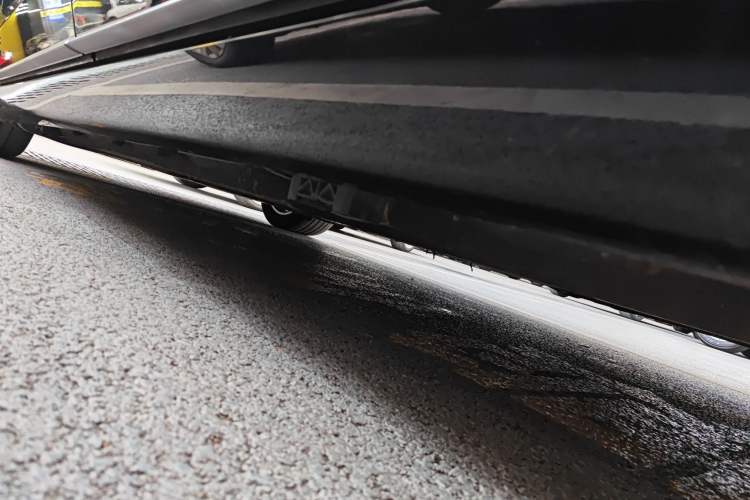 Used Mercedes-Benz S-Class 2021 S 400 L Business Model Left Side Sill