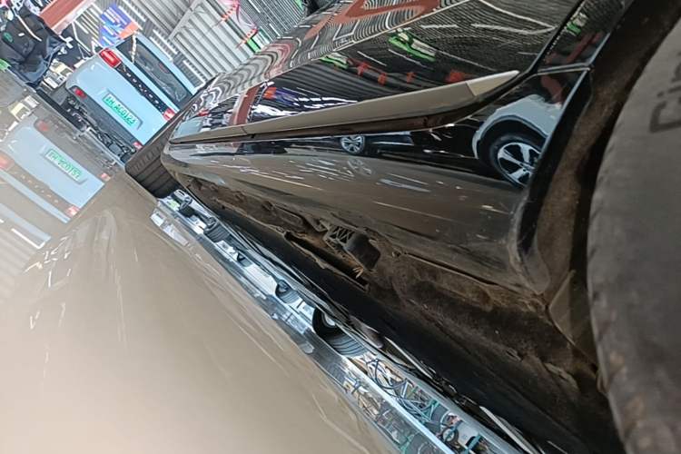 Used Mercedes-Benz S-Class 2021 S 400 L Business Model Left Side Sill