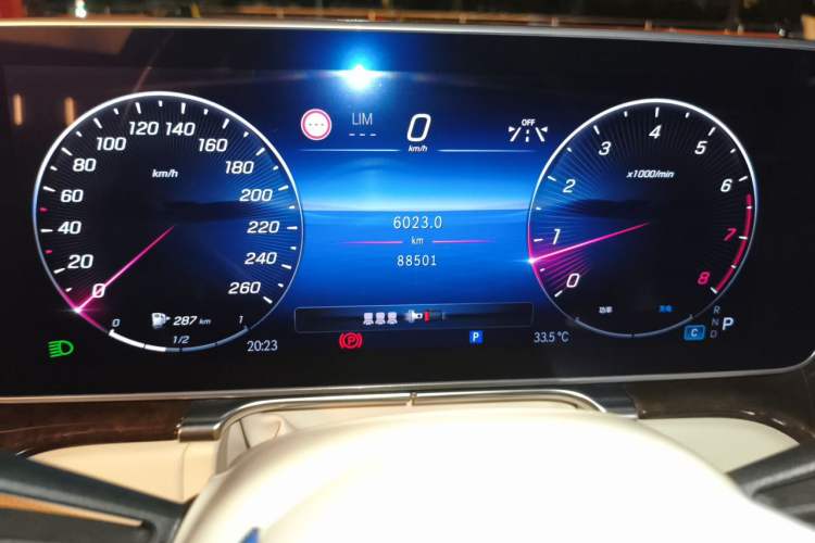 Used Mercedes-Benz S-Class 2021 S 400 L Luxury Model Odometer Close Up