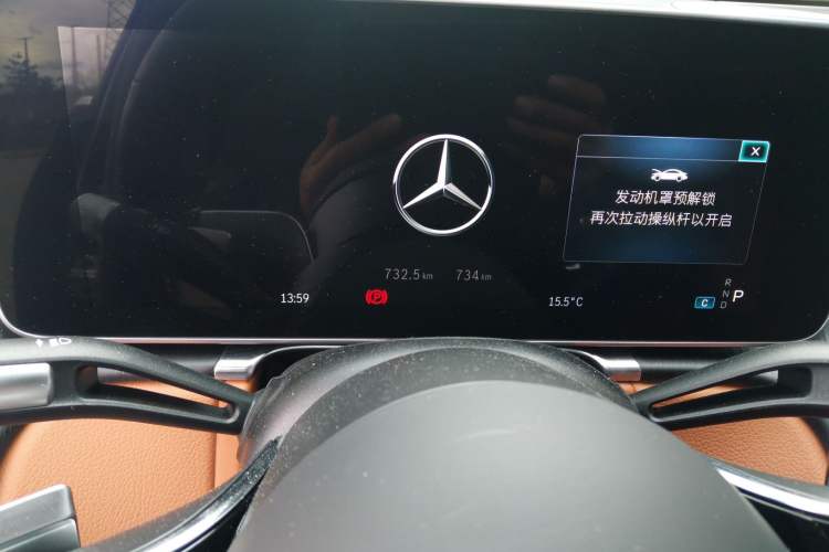 Used Mercedes-Benz S-Class 2021 S 400 L Business Model Odometer Close Up