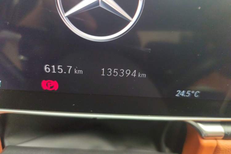 Used Mercedes-Benz S-Class 2021 S 400 L Business Model Odometer Close Up
