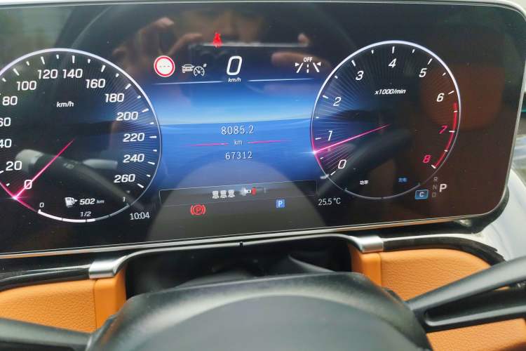 Used Mercedes-Benz S-Class 2021 Restyled S 400 L Luxury Edition Odometer Close Up