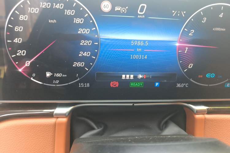 Used Mercedes-Benz S-Class 2021 S 400 L Luxury Model Odometer Close Up