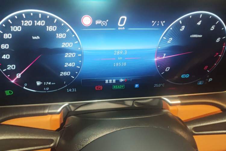 Used Mercedes-Benz S-Class 2021 S 400 L Business Model Odometer Close Up