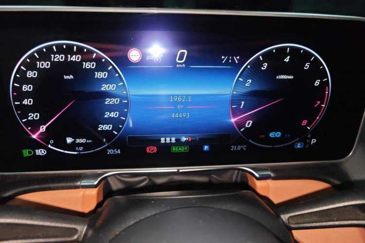 Used Mercedes-Benz S-Class 2021 S 400 L Business Model Odometer Close Up