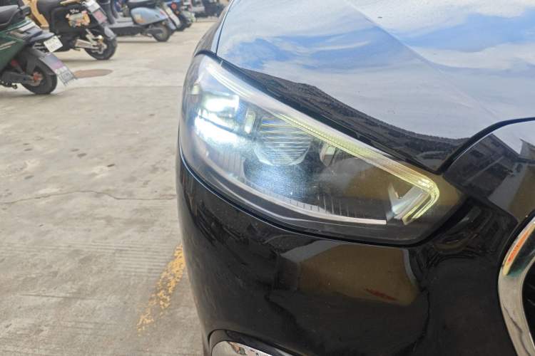 Used Mercedes-Benz S-Class 2021 S 400 L Business Model Right Front Headlight