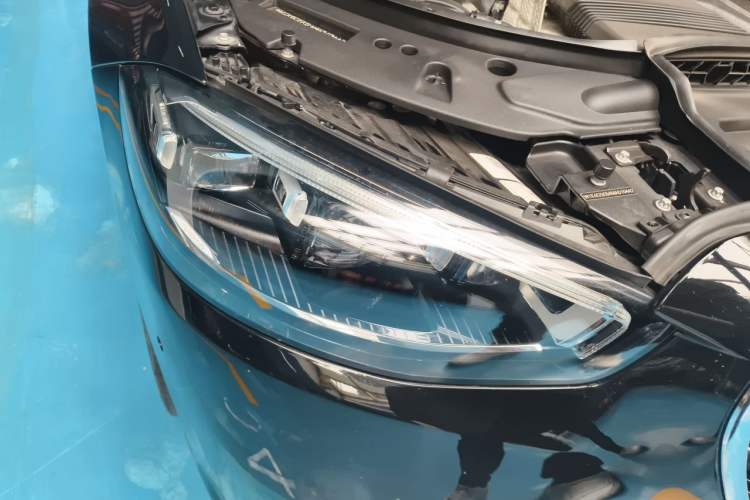 Used Mercedes-Benz S-Class 2021 S 400 L Luxury Model Right Front Headlight