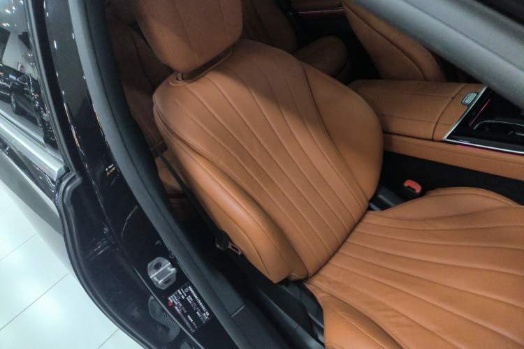 Used Mercedes-Benz S-Class 2021 S 400 L Business Model Right Front Seat