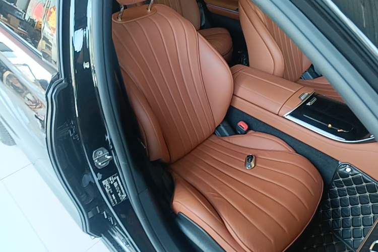 Used Mercedes-Benz S-Class 2021 S 400 L Business Model Right Front Seat
