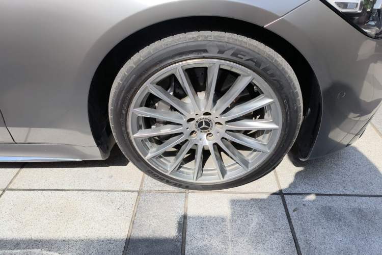 Used Mercedes-Benz S-Class 2021 S 450 L 4MATIC Right Front Wheel Hub