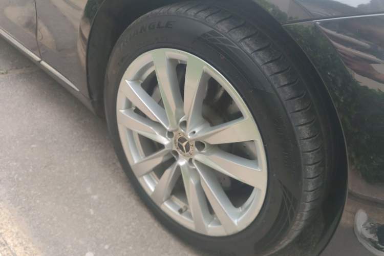 Used Mercedes-Benz S-Class 2021 Restyled S 400 L Business Version Right Front Wheel Hub
