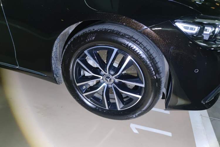 Used Mercedes-Benz S-Class 2021 S 400 L Business Model Right Front Wheel Hub