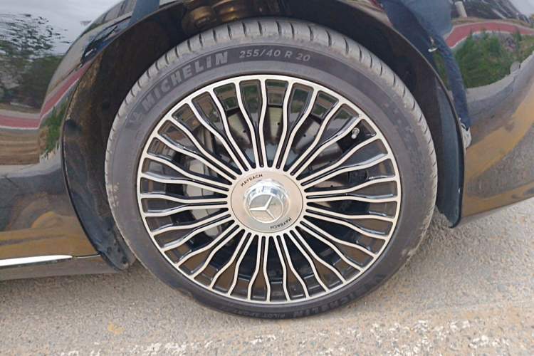 Used Mercedes-Benz S-Class 2021 S 400 L Business Model Right Front Wheel Hub