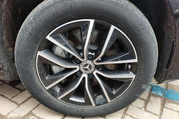 Used Mercedes-Benz S-Class 2021 S 400 L Business Model Right Front Wheel Hub