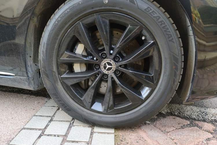 Used Mercedes-Benz S-Class 2021 S 400 L Business Model Right Front Wheel Hub