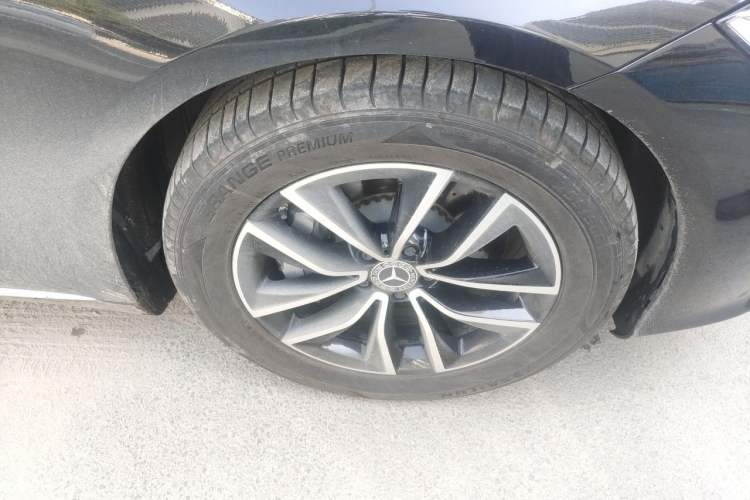 Used Mercedes-Benz S-Class 2021 S 400 L Business Model Right Front Wheel Hub