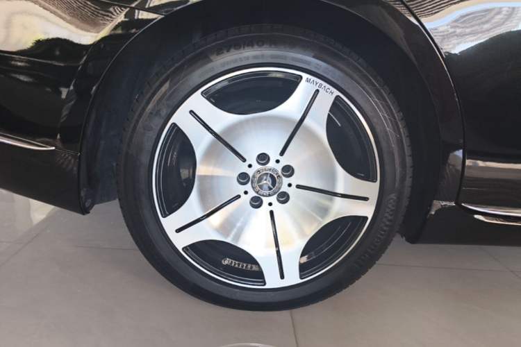 Used Mercedes-Benz S-Class 2021 S 400 L Business Model Right Rear Wheel Hub