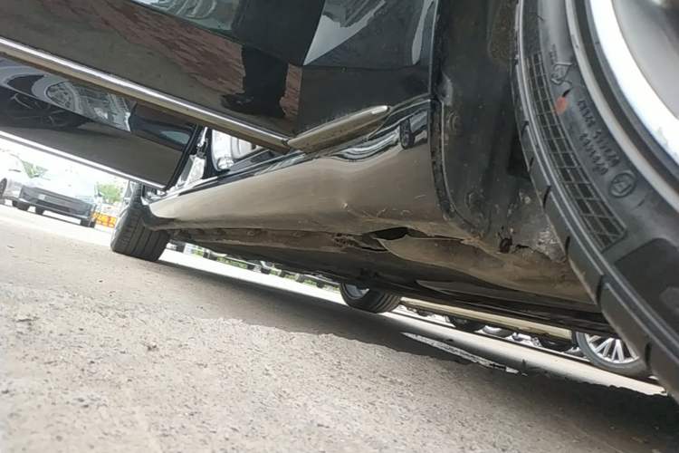 Used Mercedes-Benz S-Class 2021 S 400 L Business Model Right Side Sill