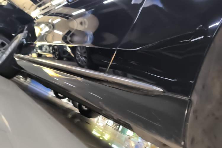 Used Mercedes-Benz S-Class 2021 S 400 L Business Model Right Side Sill