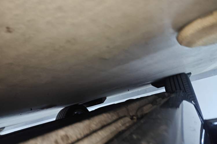 Used Mercedes-Benz S-Class 2021 S 400 L Business Model Right Side Sill