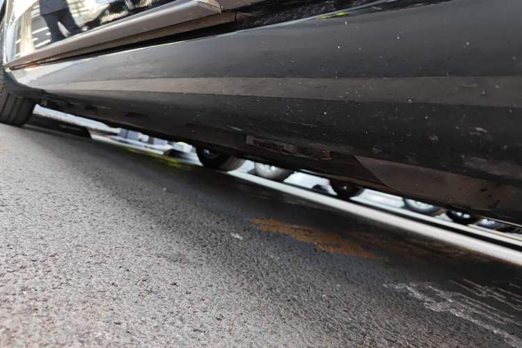 Used Mercedes-Benz S-Class 2021 S 400 L Business Model Right Side Sill