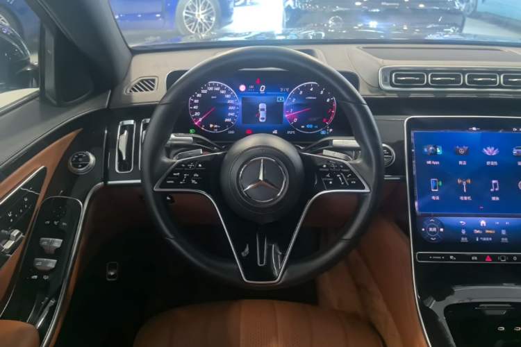 Used Mercedes-Benz S-Class 2021 Restyled S 400 L Luxury Edition Steering Wheel