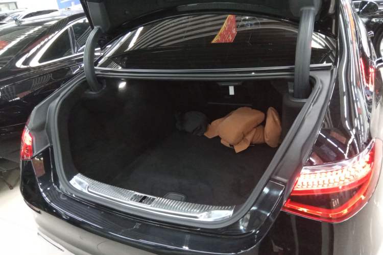 Used Mercedes-Benz S-Class 2021 S 400 L Luxury Model Trunk