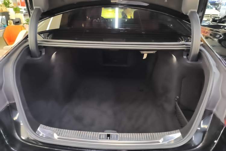 Used Mercedes-Benz S-Class 2021 S 400 L Business Model Trunk