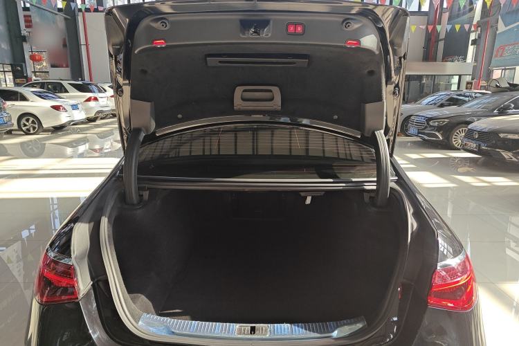 Used Mercedes-Benz S-Class 2021 S 400 L Luxury Model Trunk