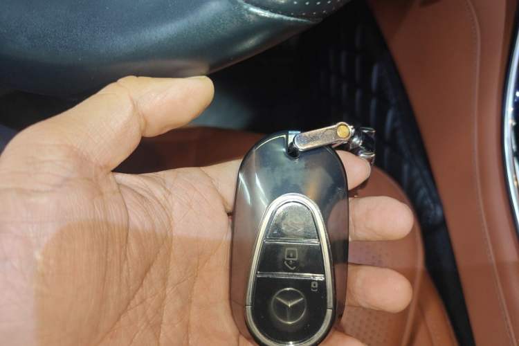 Used Mercedes-Benz S-Class 2021 S 450 L 4MATIC Vehicle Key
