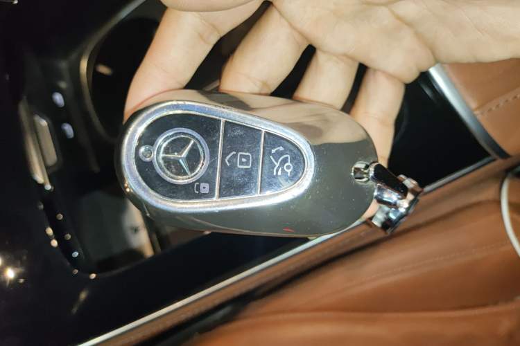Used Mercedes-Benz S-Class 2021 S 400 L Business Model Vehicle Key