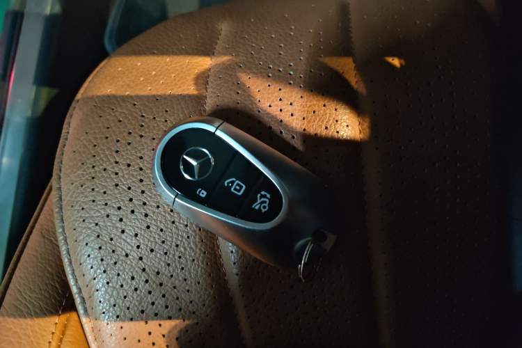Used Mercedes-Benz S-Class 2021 S 450 L 4MATIC Vehicle Key