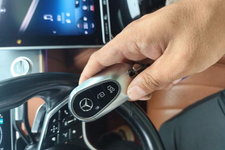 Used Mercedes-Benz S-Class 2021 S 400 L Business Model Vehicle Key
