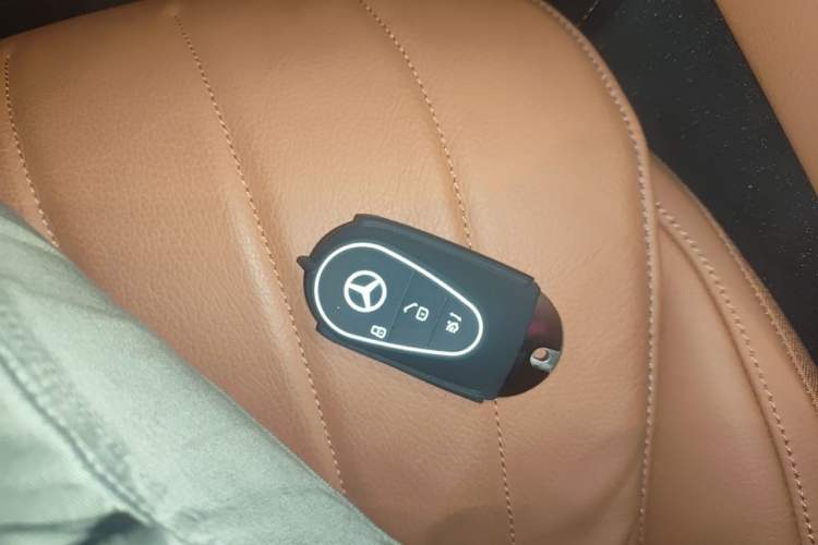 Used Mercedes-Benz S-Class 2021 S 400 L Business Model Vehicle Key
