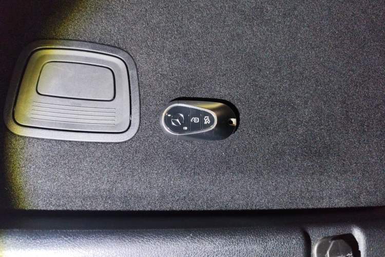 Used Mercedes-Benz S-Class 2021 S 450 L 4MATIC Vehicle Key