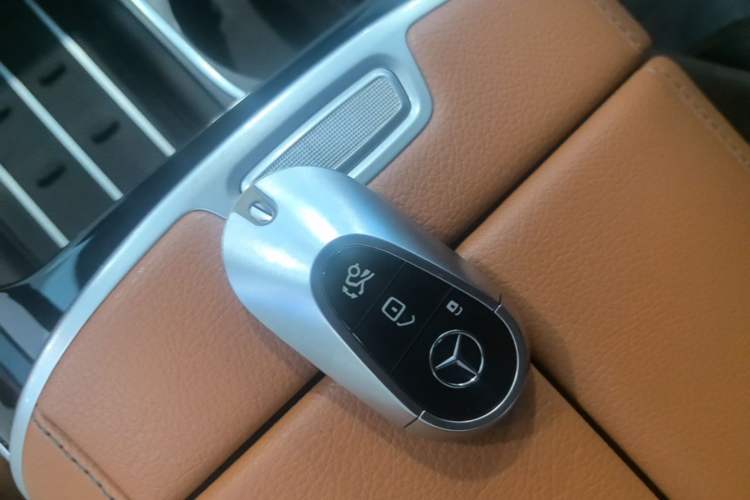 Used Mercedes-Benz S-Class 2021 Restyled S 400 L Luxury Edition Vehicle Key