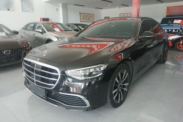 Ojetý Mercedes-Benz S-Class 2021 S 400 L Luxury Model