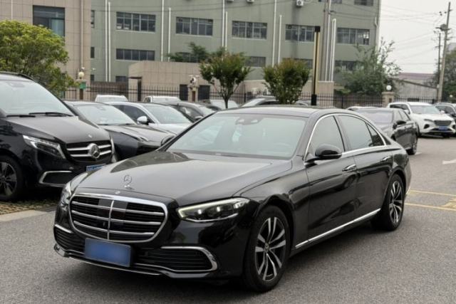 Ojetý Mercedes-Benz S-Class 2021 S 400 L Luxury Model