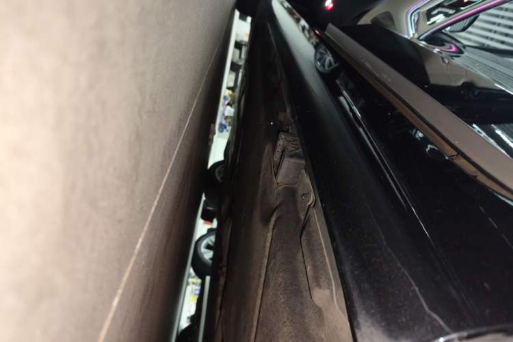 Used Mercedes-Benz S-Class 2021 S 450 L Left Side Sill