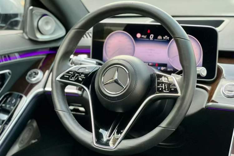 Used Mercedes-Benz S-Class 2021 Year Restyled S 450 L Interior 4
